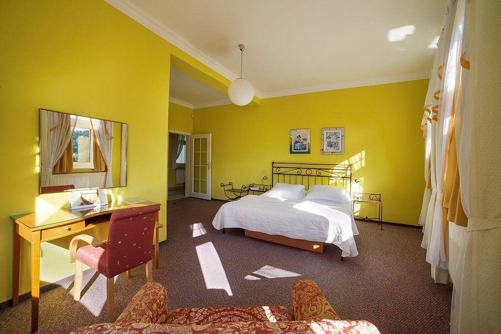 Festival Apartment Karlovy Vary Exterior photo
