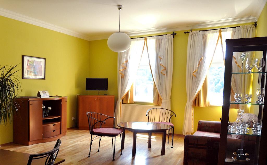 Festival Apartment Karlovy Vary Exterior photo