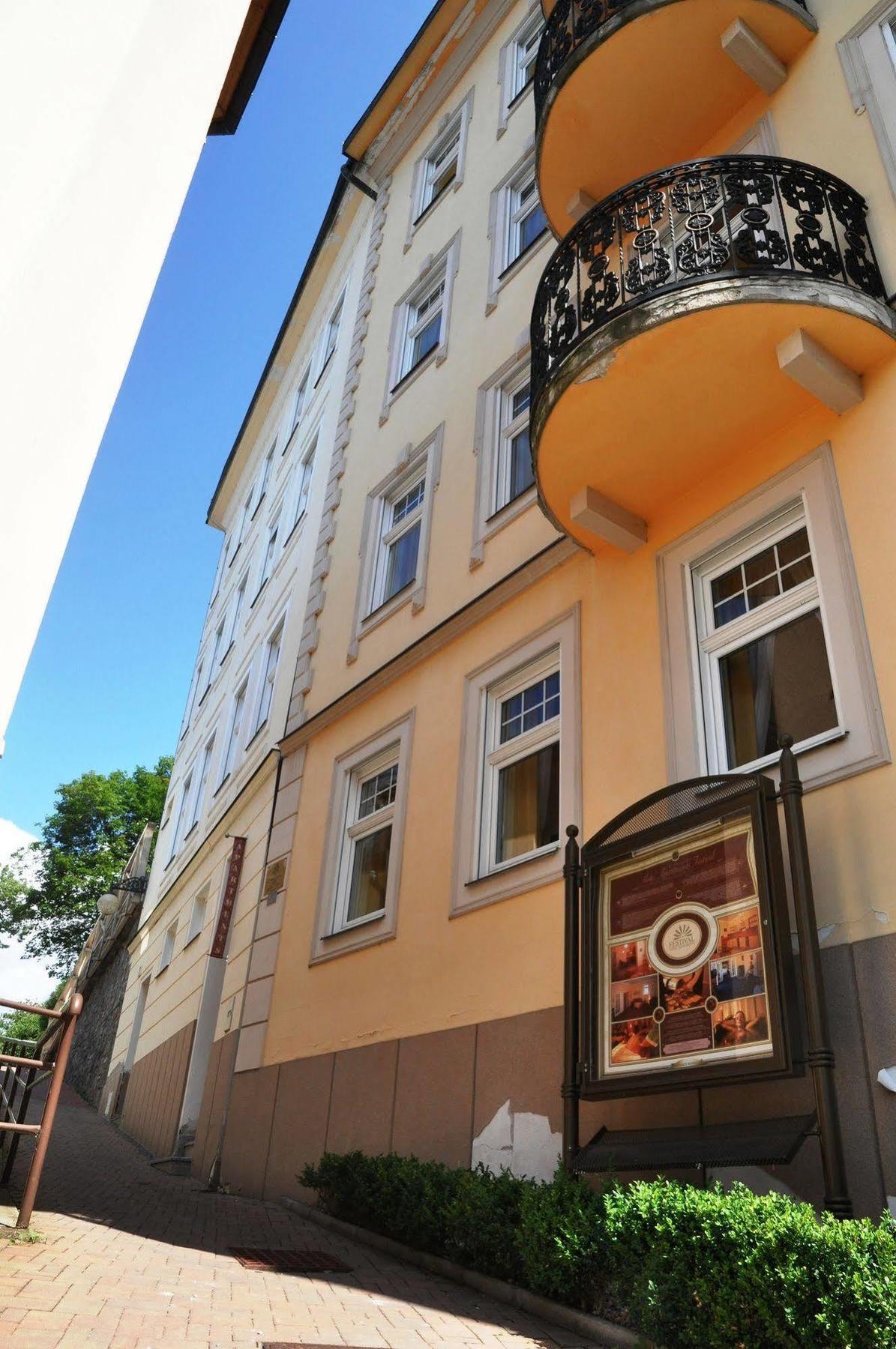 Festival Apartment Karlovy Vary Exterior photo